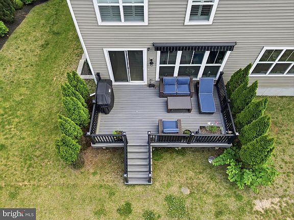 4th image of 3059 Marias Way