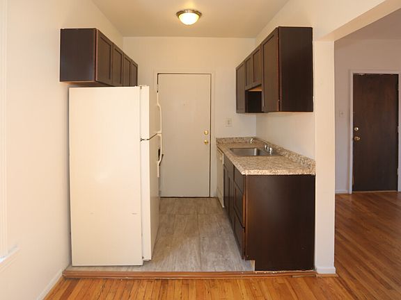4th image of 931 W Sunnyside Ave #N5
