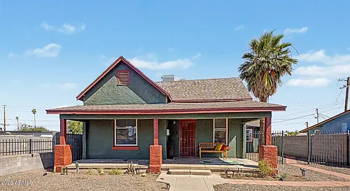 1150 E Pierce St #1 Photo 1