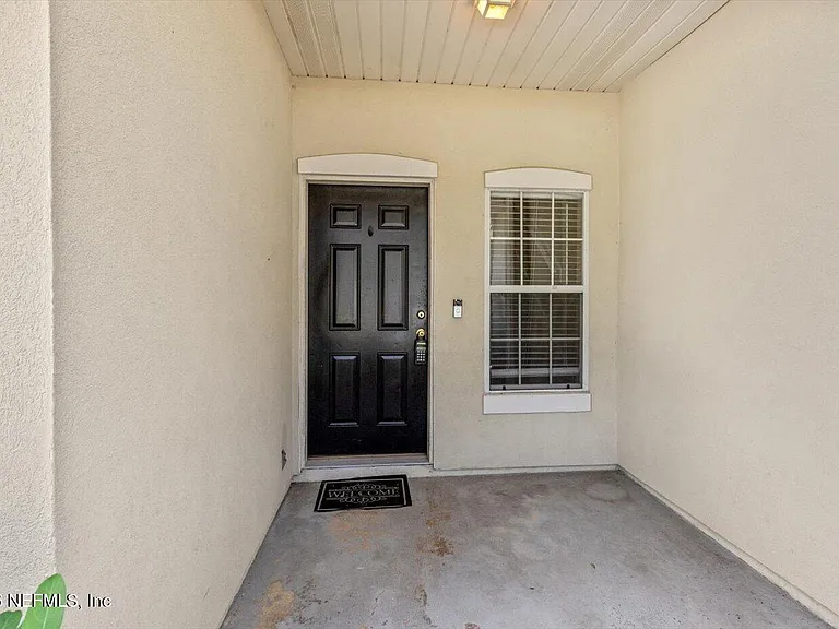 8618 Ribbon Falls Ln — Photo 3