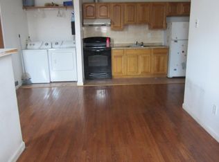 1133 S Broad St APT 2R, Philadelphia, PA 19147