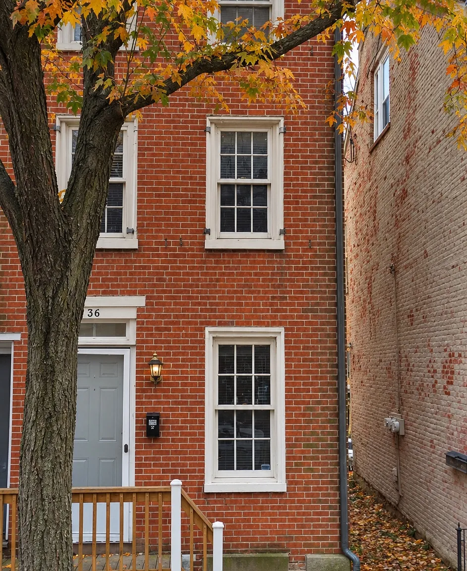 3 bed, 1400 sqft, $2,200 — Photo 1