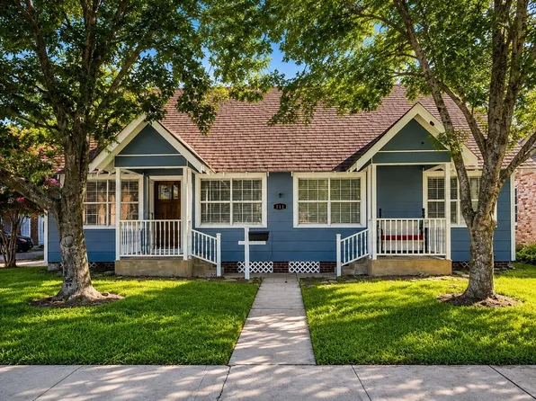 114 W Lobit St, Baytown, TX 77520