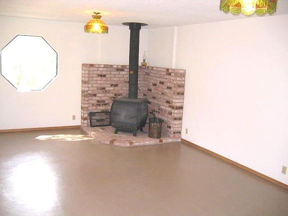 4th image of 5292 Deerwood Dr