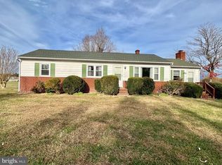 1819 Fruit Plain Rd, Callao, VA 22435