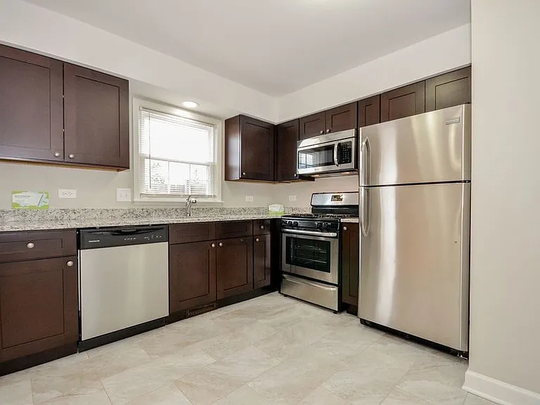 3031 Lynn Ct #B — Photo 4
