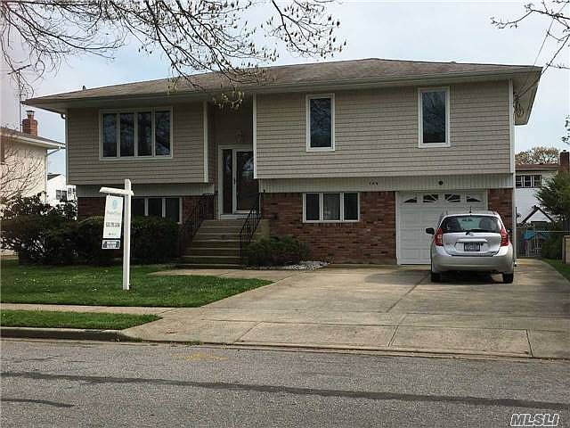 1st image of 154 N Hickory St