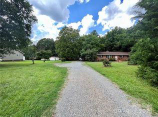 5419 Stevens Mill Rd, Matthews, NC 28104