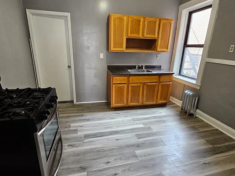 374 Hillside Ave #A1 — Photo 5