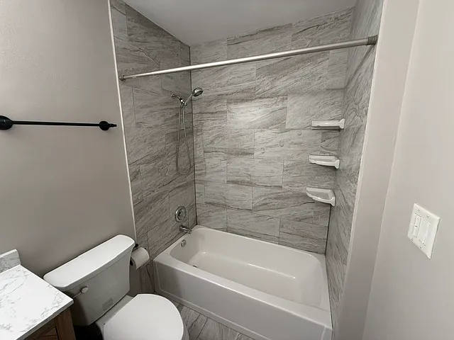7410 Brookdale Dr #112 — Photo 3