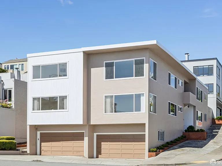 41 Terra Vista Ave #4 — Photo 1