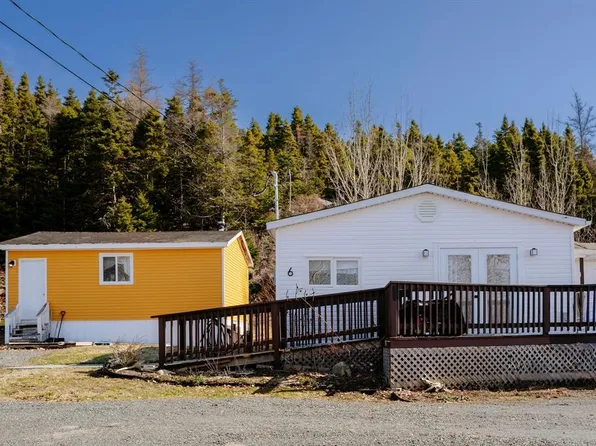 6 Moss Road, Happy Adventure, NL A0G1Z0