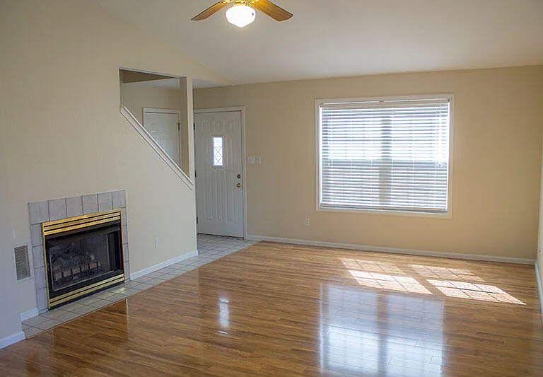 5204 Tessa Way — Photo 6