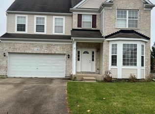 1102 Hummingbird Cir, Joliet, IL 60431