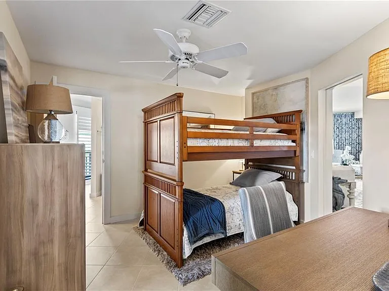 4101 Ocean Dr — Photo 18