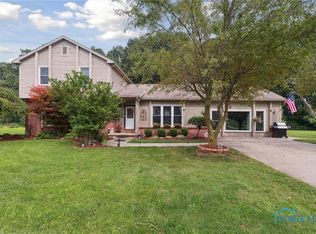 725 Donovan Rd, Curtice, OH 43412