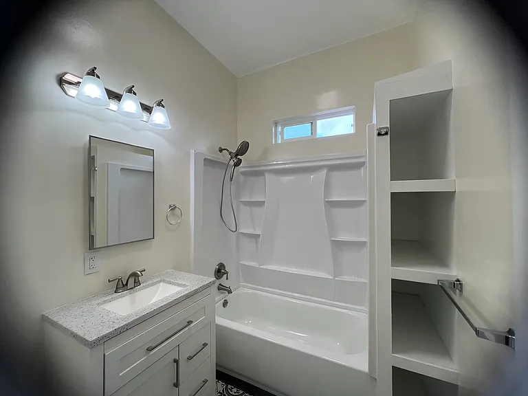 1602 Meade Ave #1604 — Photo 10