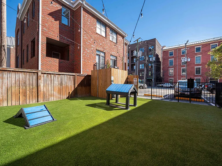 The Lofts at Franklin Apartments — Photo 17