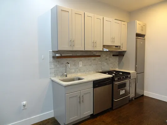 Rented by Miron Realty Group | media 58