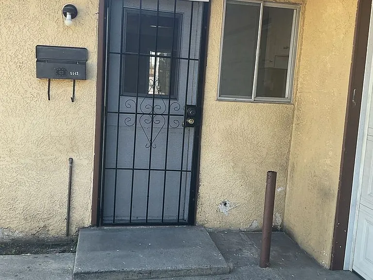 5143 Clara St — Photo 1
