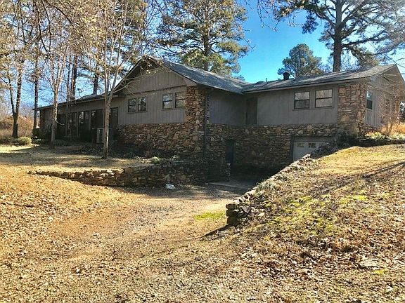 3rd image of 1 Fontaine Dr