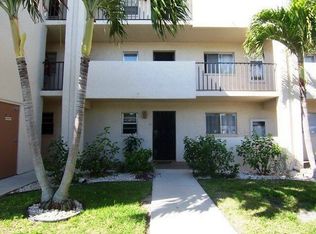2111 Barkeley Ln APT 5, Fort Myers, FL 33907