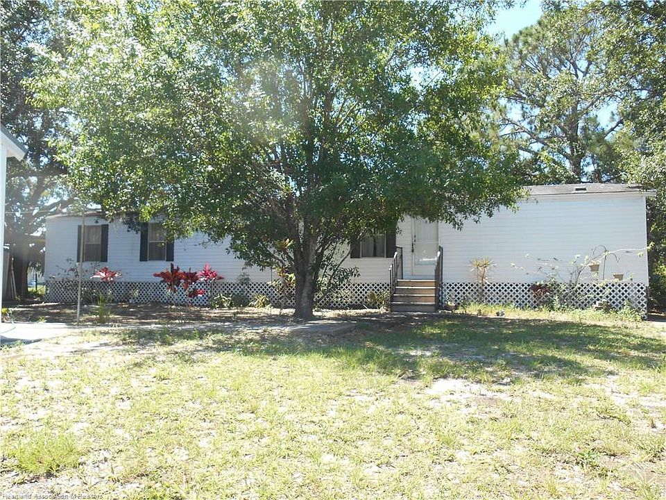 1st image of 2836 SW Lois Ave