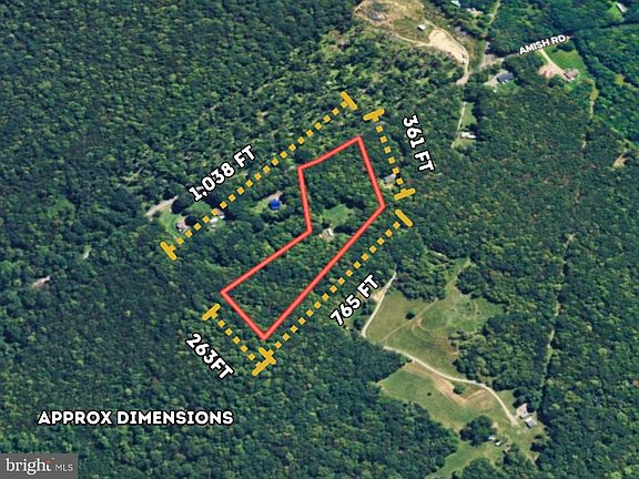 3rd image of 1569 Amish Rd
