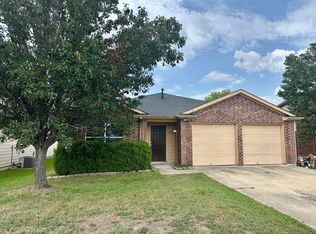 124 Spruce Dr, Kyle, TX 78640