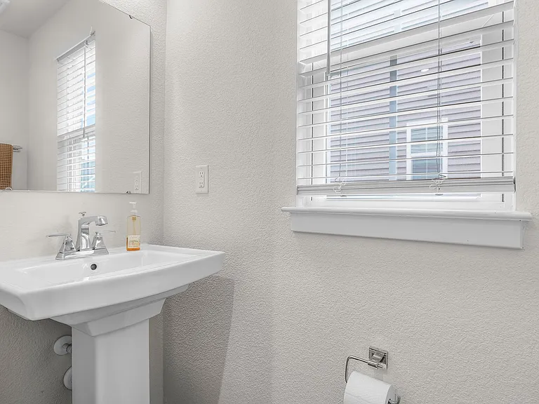 245 Riley Way — Photo 10