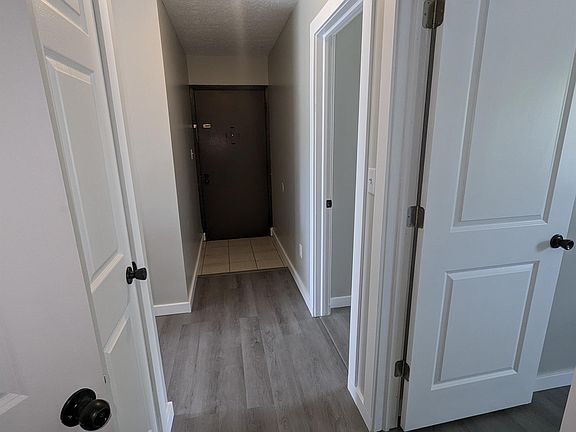 4th image of 320 Fremont Ave #5