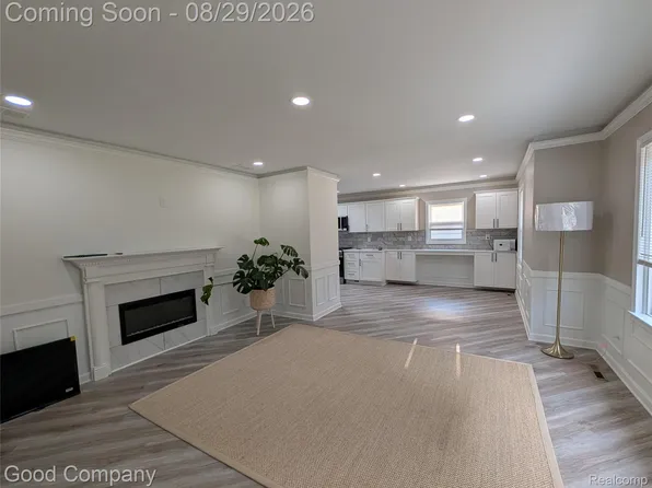1112 Millard Ave, Royal Oak, MI 48073