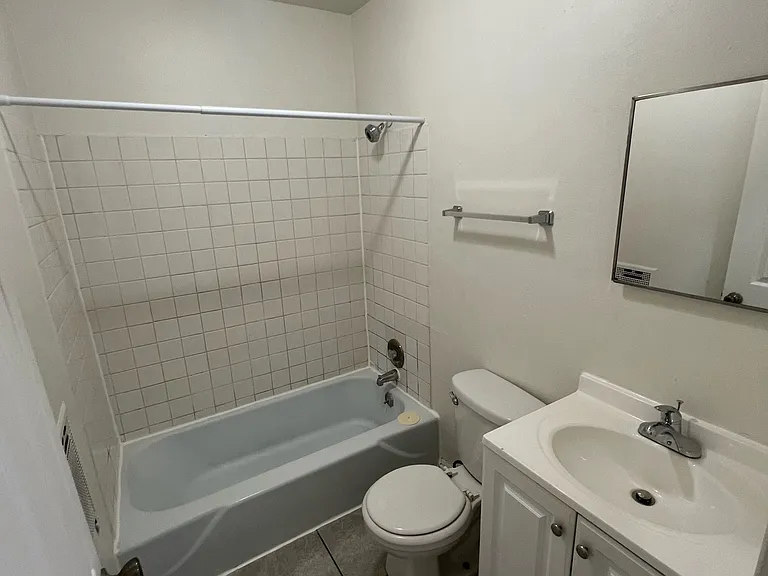 2416 Sherman Ave #4 — Photo 8