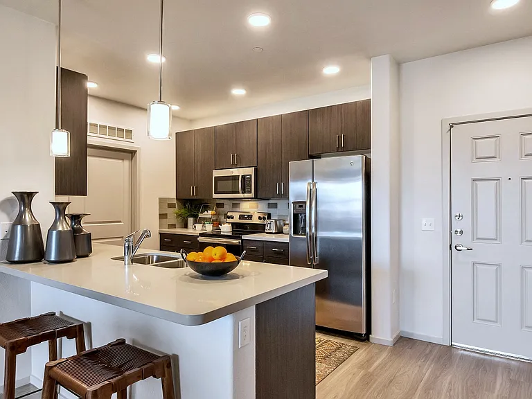 Noria Robson Luxury Apartments — Photo 24