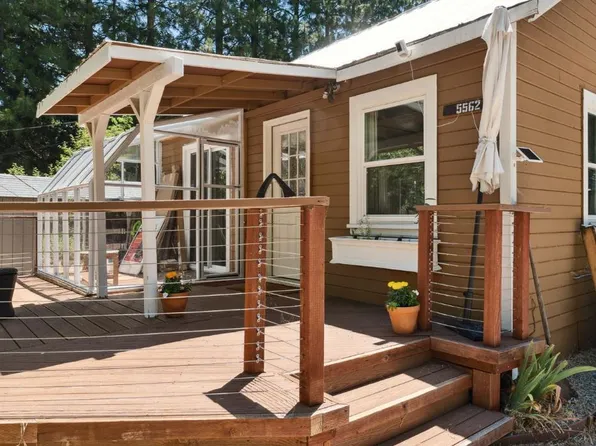 5562 Pony Express Trl, Camino, CA 95709