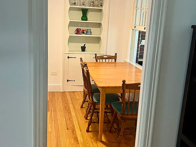 Berkshire Dr — Photo 13