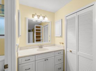 723 Timber Ridge Trl SW APT B, Vero Beach, FL 32962
