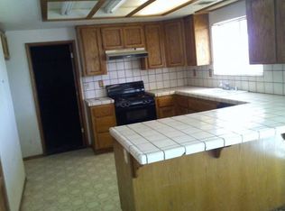 11171 Mohawk Rd, Apple Valley, CA 92308