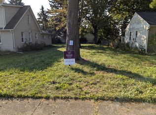 8444 Stout Ave, Warren, MI 48093