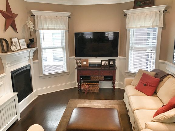 5th image of 539 E 7th St #3
