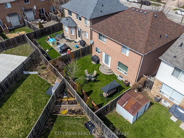 2330 Grand Oak Trl — Photo 39