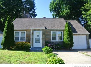 24 Gilbert Ave, Hamden, CT 06514