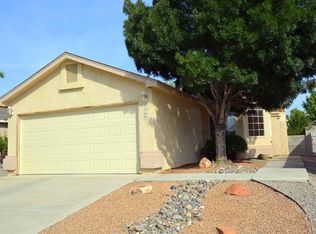 8409 Vista Chamisa Ln SW, Albuquerque, NM 87121