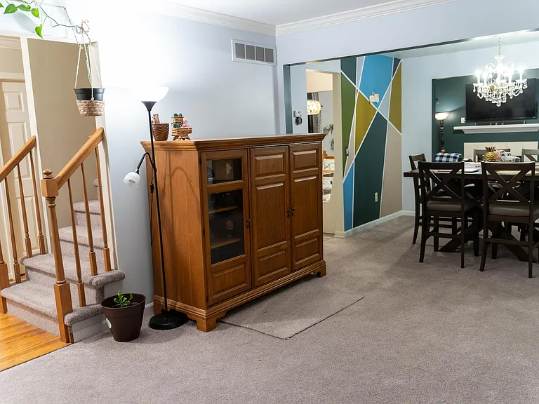 1825 Latimer Dr — Photo 30