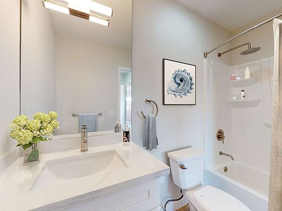 2nd image of 14709 S Budlong Ave #305-R