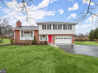 10600 Lilac Pl, Silver Spring, MD 20903