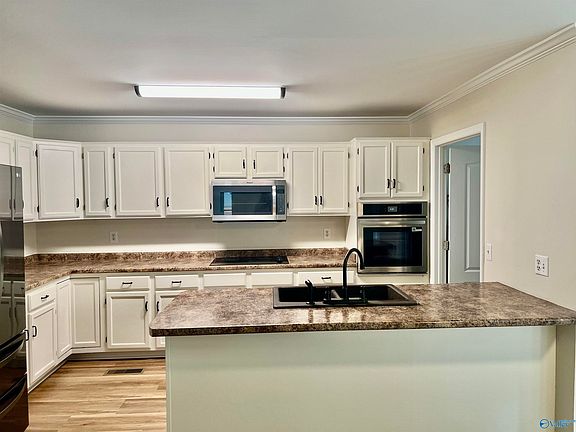 4th image of 2301 Shady Grove Ln SW
