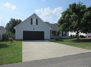 3116 Winesap Rd, Hope Mills, NC 28348