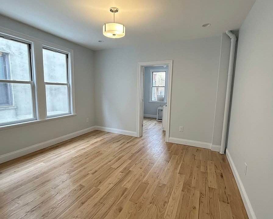 1st image of 31-34 28th Rd #1