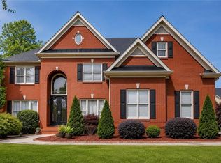 2852 Summer Branch Ln, Buford, GA 30519